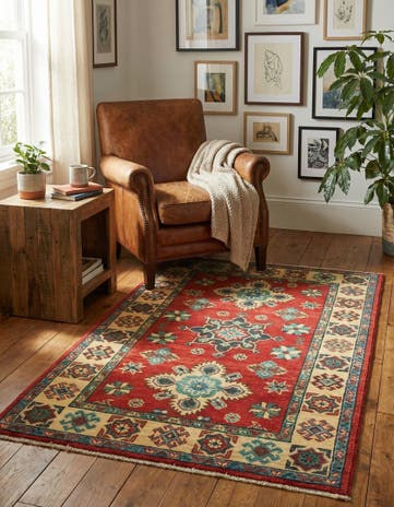2' 8 x 4' 2 Hand Knotted Kazak Rug