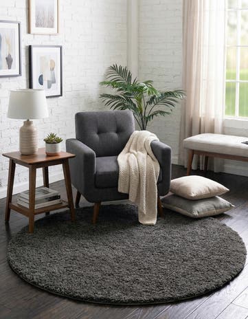 5' x 5' Everyday Shag Round Rug
