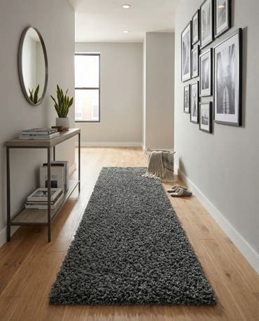  2' 7 x 10' Zermatt Shag Runner Rug