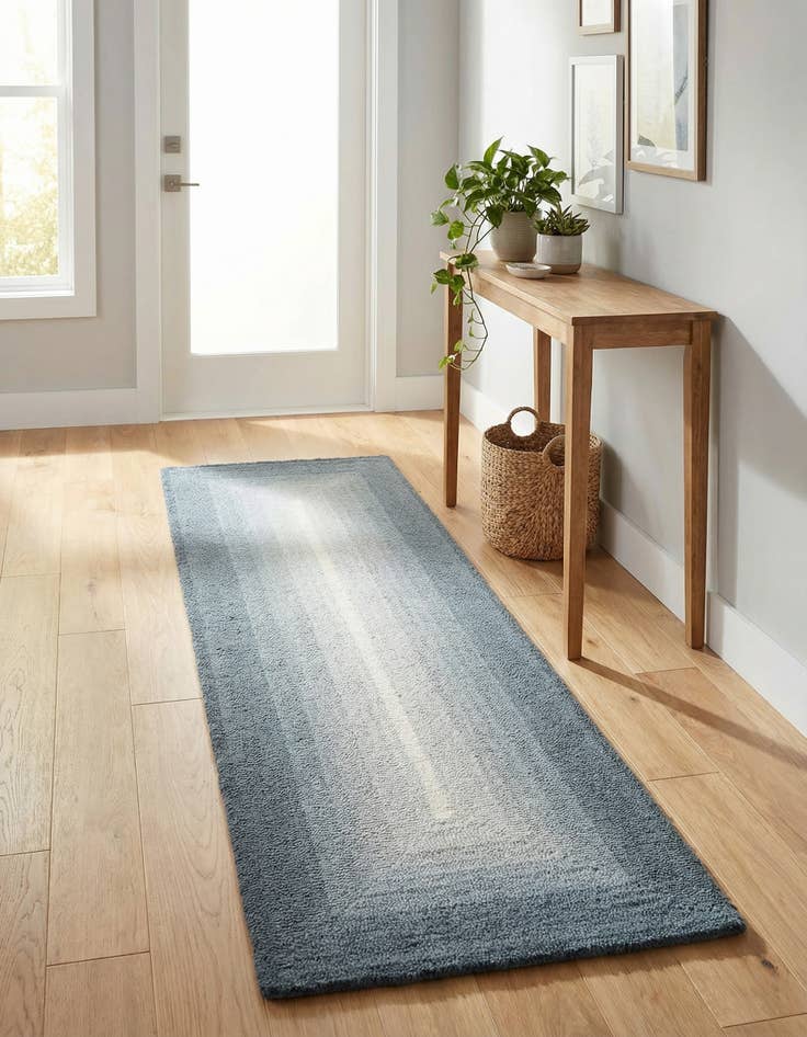 Detail image of 2' x 6' 1 Ombre Wool Runner Rug