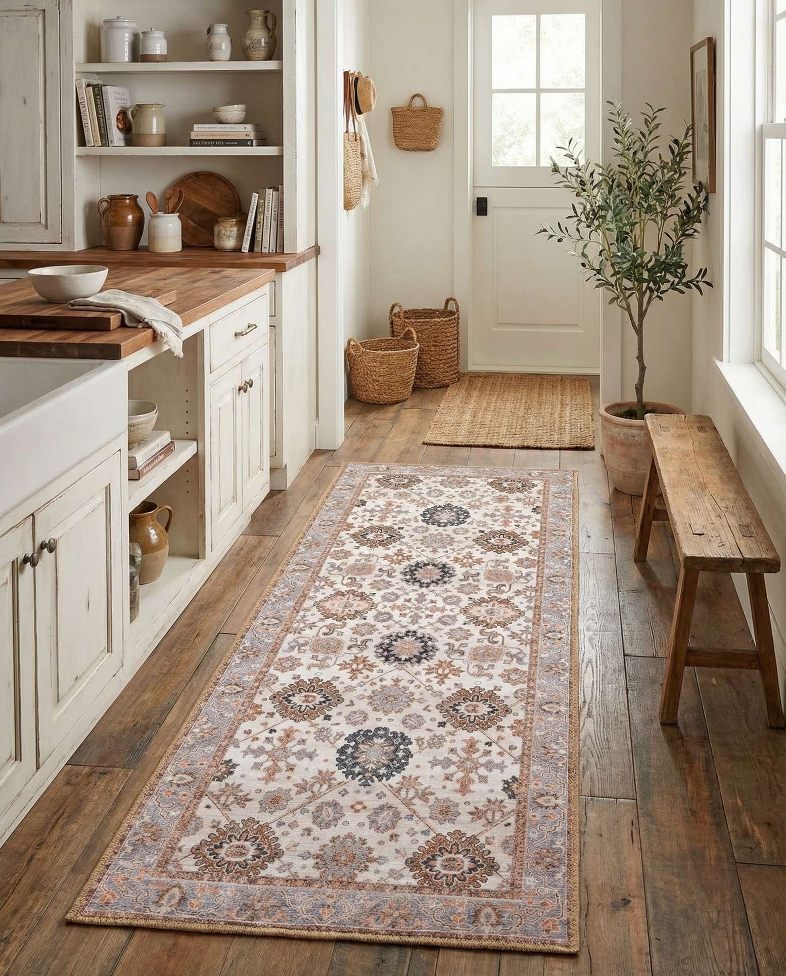 2' x 5' 1 Washable Timeless Runner Rug