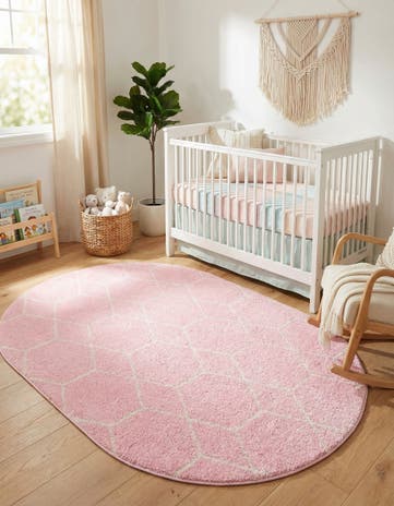 4' x 6' Lattice Frieze Oval Rug