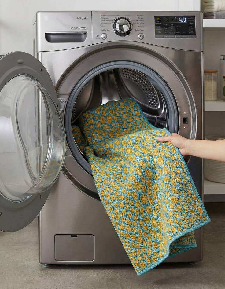 Detail image of 2' x 8'  Washable Jill Zarin Cape Town Indoor / Outdoor Runner Rug