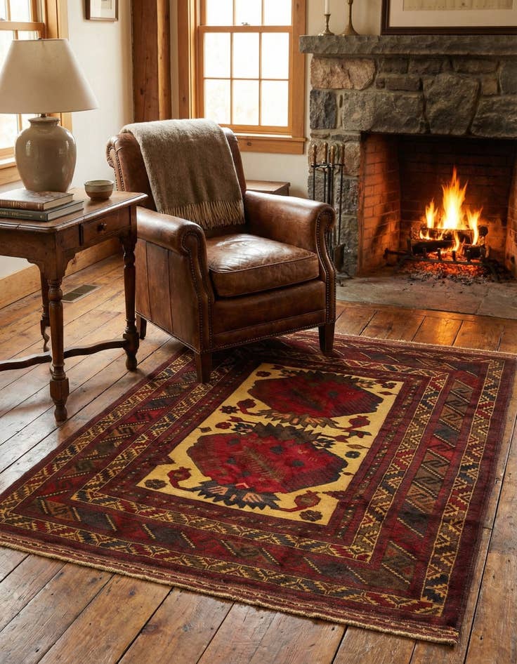 Detail image of 4' 4 x 5' 9  Hand Knotted Sumak Wool Rug