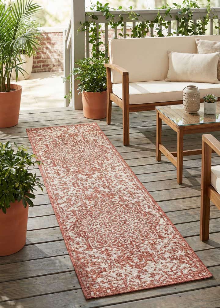 2' x 8' Easy-Clean Jill Zarin Dubai Indoor / Outdoor Runner Rug