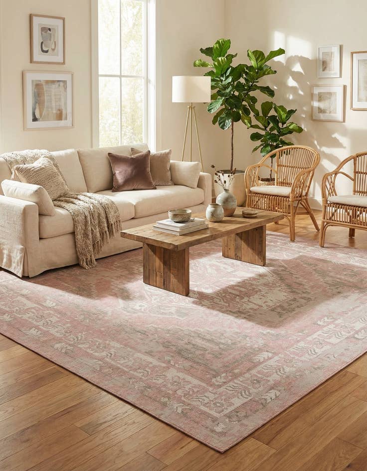 Detail image of 13' x 13'  Washable Traditional Indoor / Outdoor Square Rug