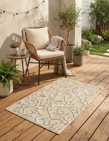 2' x 3' Easy-Clean Sabrina Soto Indoor / Outdoor Rug
