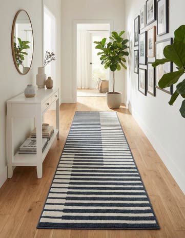 2' 7 x 10' Oslo Runner Rug