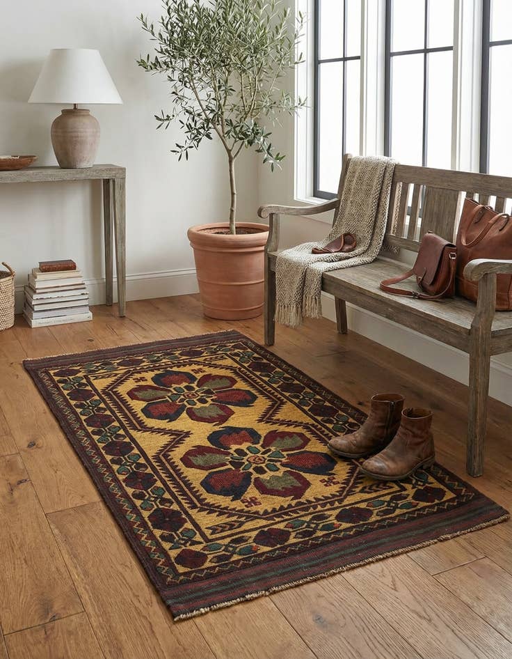 Detail image of  3' x 4' 10  Hand Knotted Sumak Wool Rug