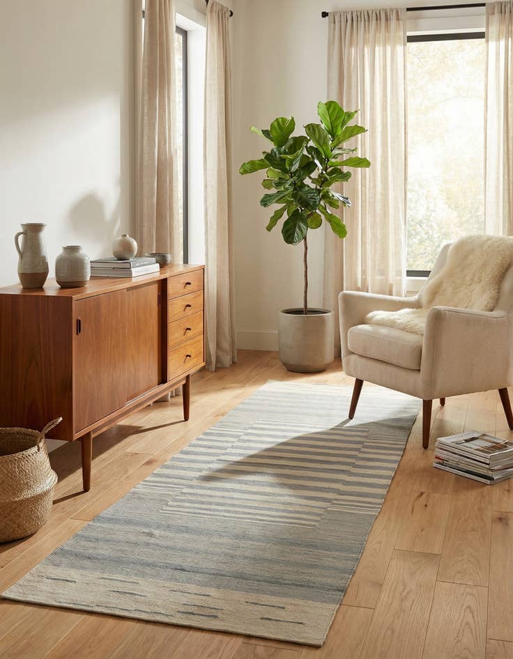 Detail image of 2' 8 x 7' 10  Hand Woven Kilim Modern Wool Runner Rug