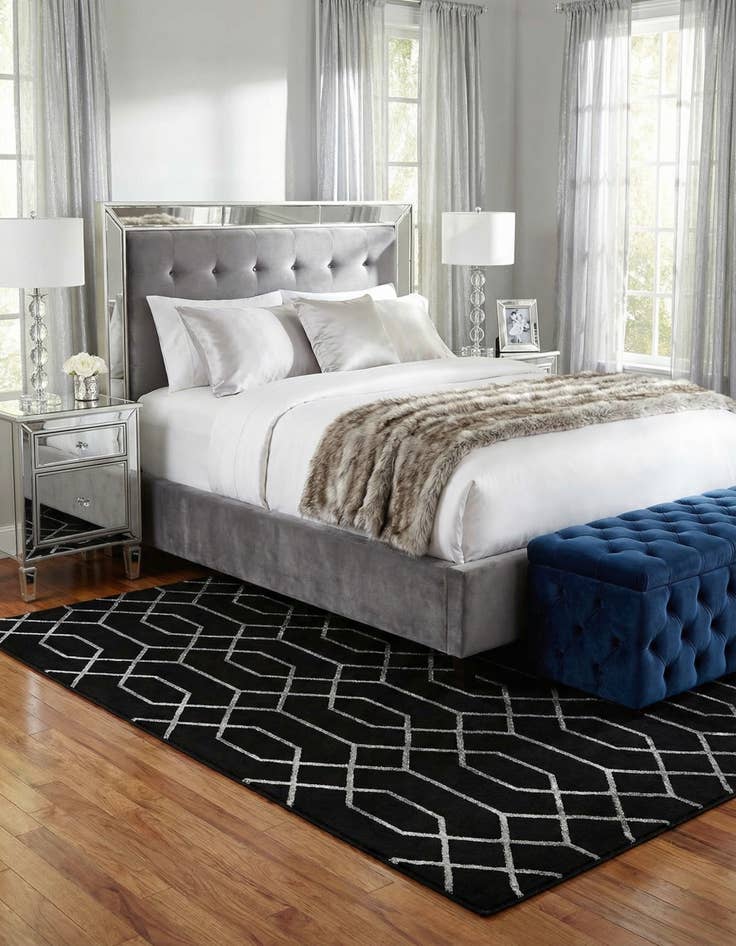 Detail image of  7' 10 x 7' 10  Marilyn Monroe™ Glam Trellis Square Rug