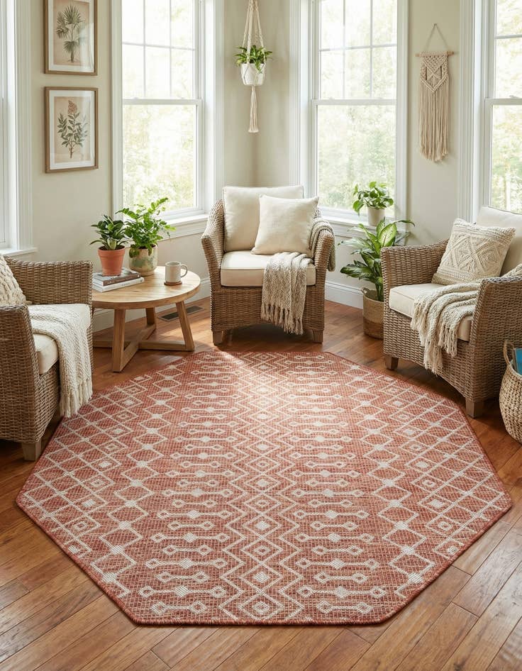 Detail image of 5' 3 x 5' 3  Washable Trellis Indoor / Outdoor Octagon Rug