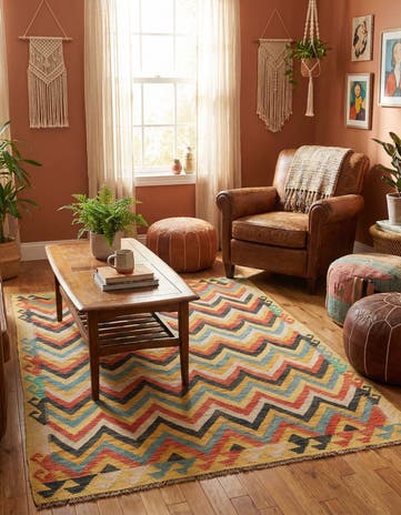 4' 3 x 6' 2 Hand Woven Kilim Maymana Wool Rug