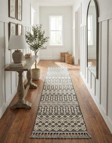 2' 7 x 12' Arlo Runner Rug