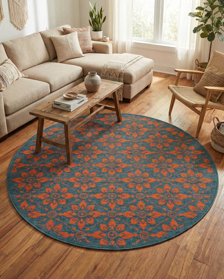 Detail image of 5' x 5' Easy-Clean Lattice Indoor / Outdoor Round Rug