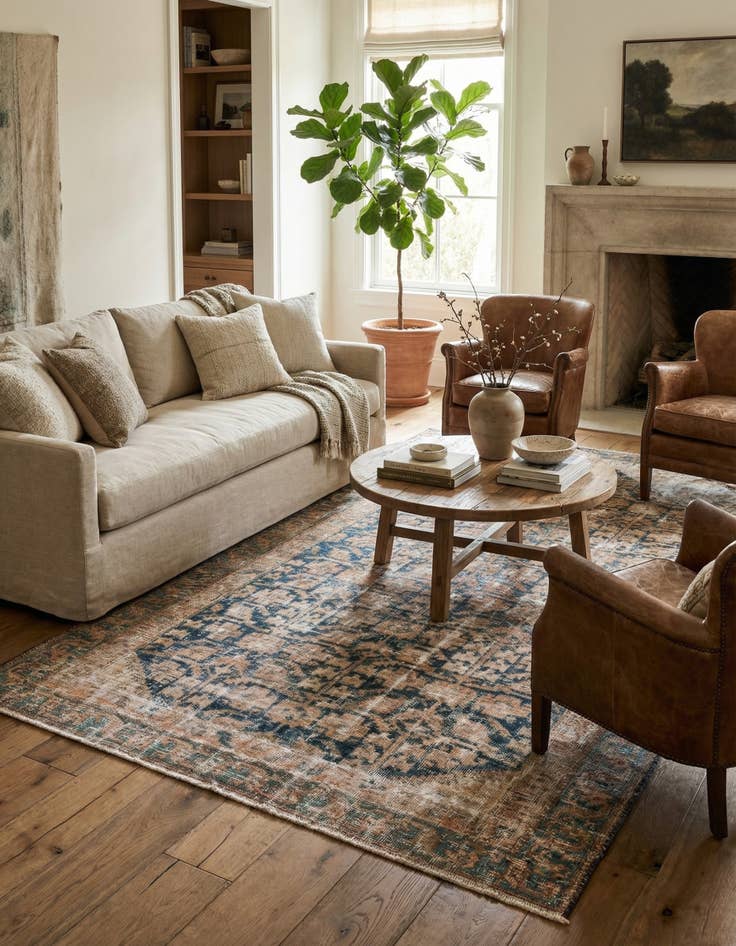 Detail image of 4' 10 x 8' 10 Hand Knotted Ultra Vintage Persian Wool Rug