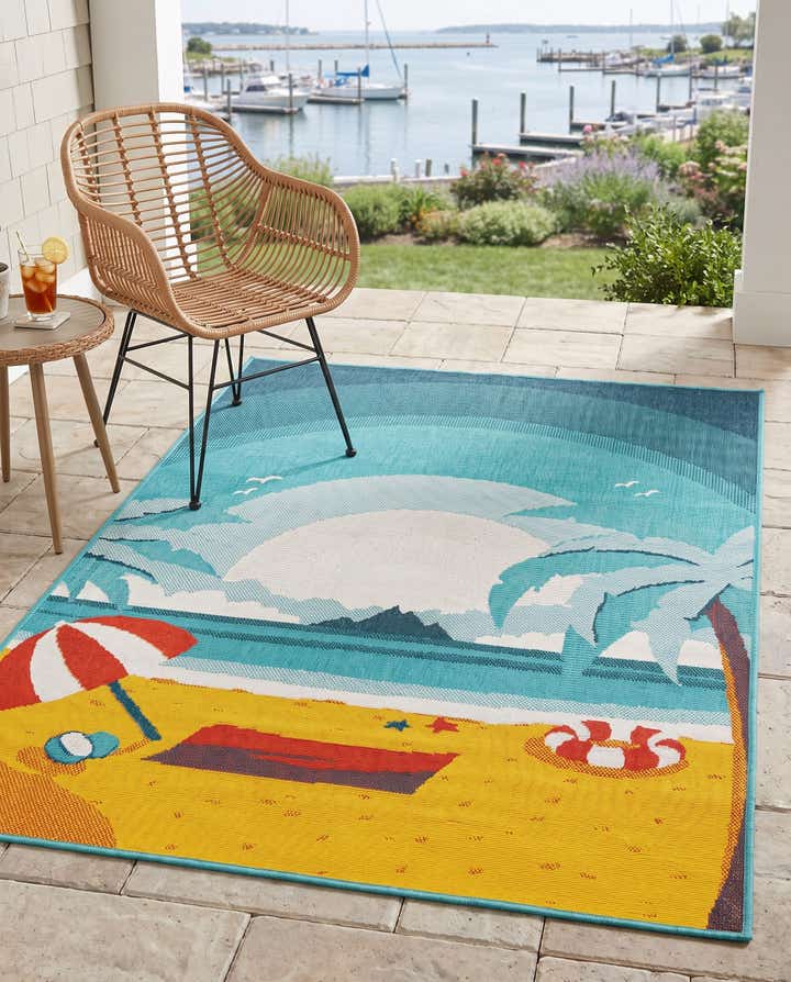 4' x 6' Easy-Clean Coastal Indoor / Outdoor Rug