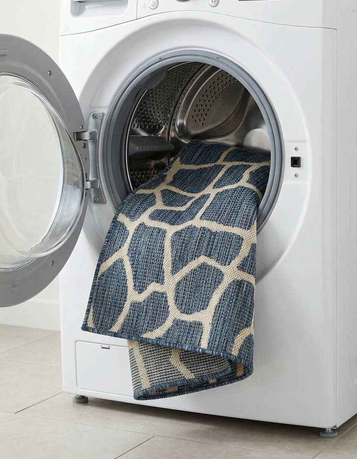 Detail image of  4' x 6'  Washable Safari Indoor / Outdoor Rug