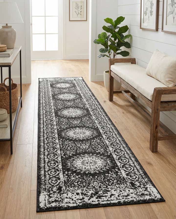 2' 7 x 12' Easy-Clean Traditional Indoor / Outdoor Runner Rug