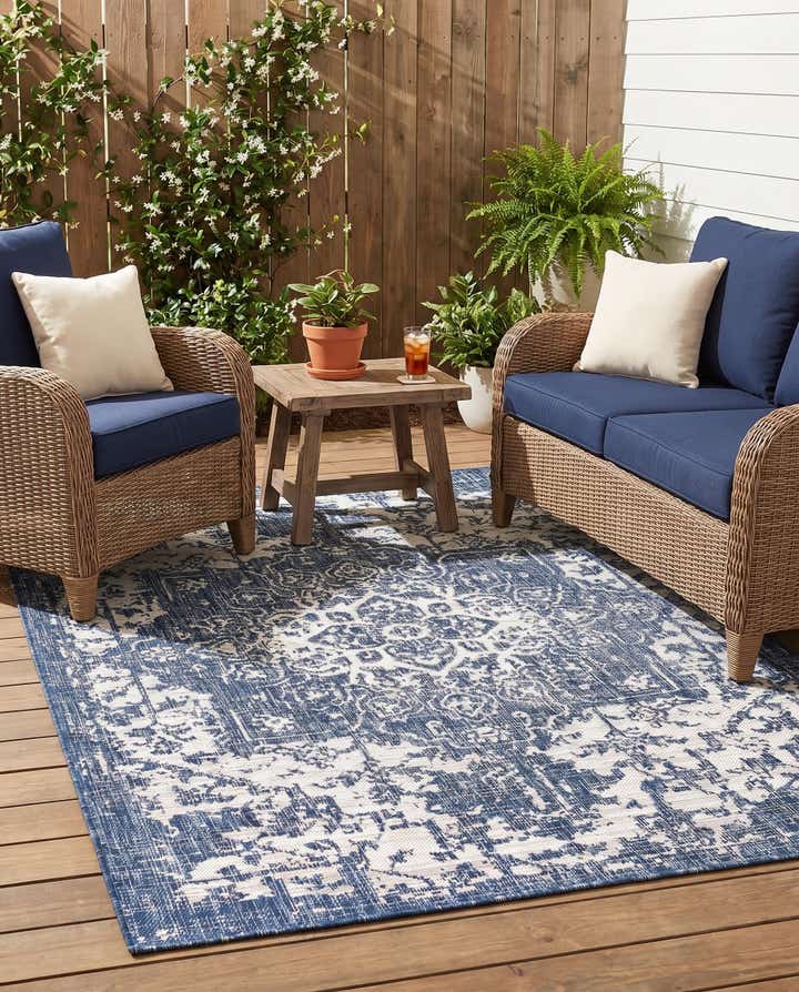 4' x 6' Easy-Clean Jill Zarin Dubai Indoor / Outdoor Rug