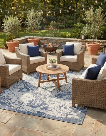 Navy Blue Easy-Clean Traditional Indoor / Outdoor Rug