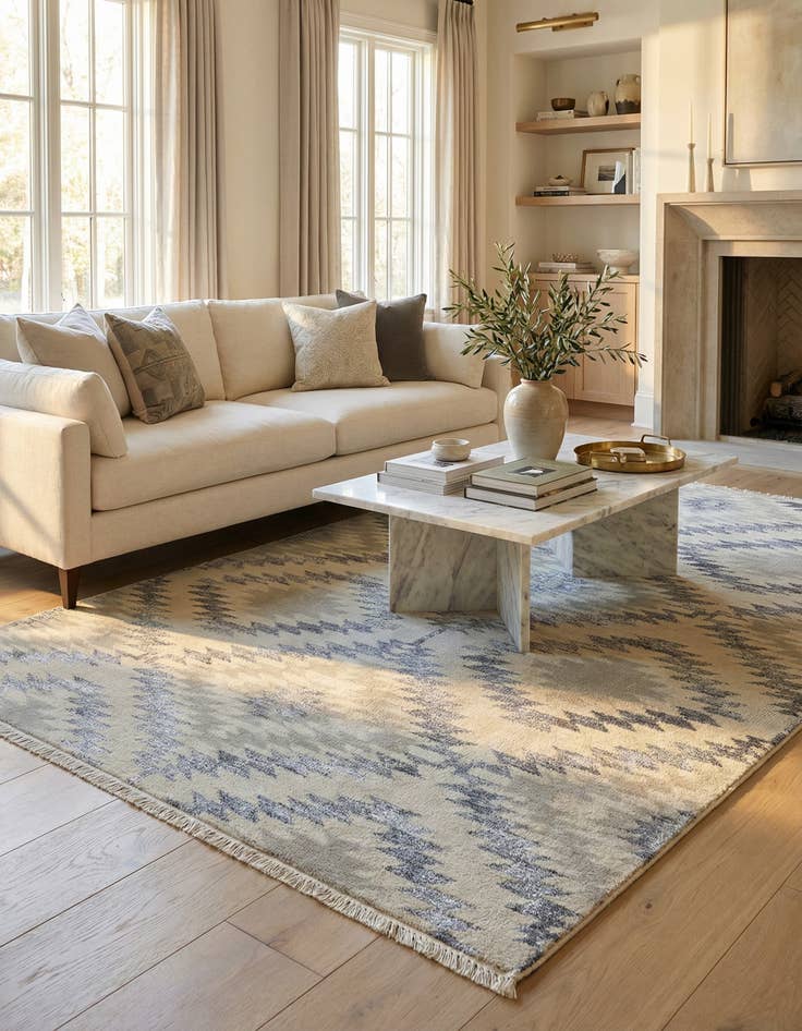 Detail image of 5' x 7' 8  Hand Knotted Darya Rug