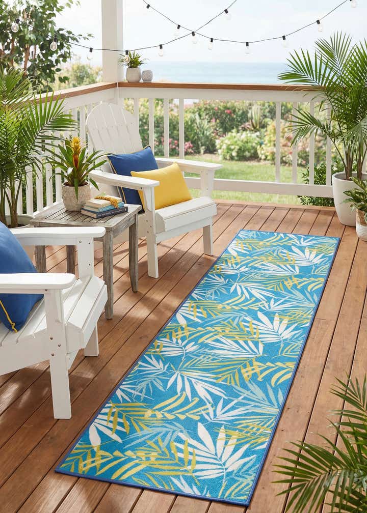 2' x 8' Easy-Clean Jill Zarin Caribbean Indoor / Outdoor Runner Rug