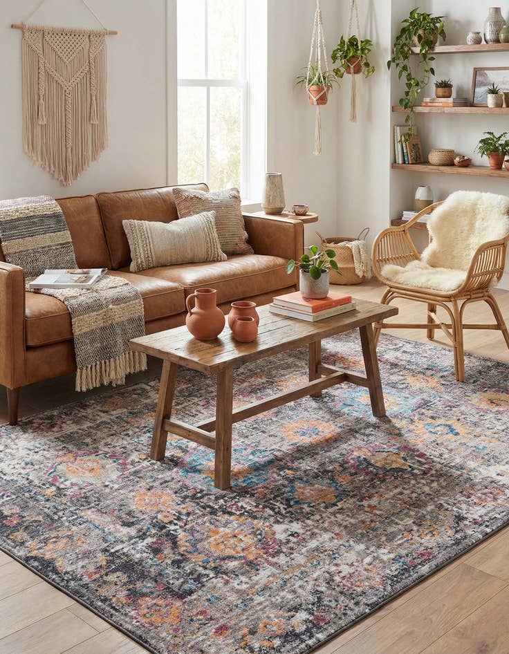 Detail image of 5' 4 x 7' 8 Santa Fe Rug