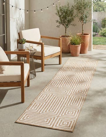 2' 7 x 12' Easy-Clean Modern Indoor / Outdoor Runner Rug