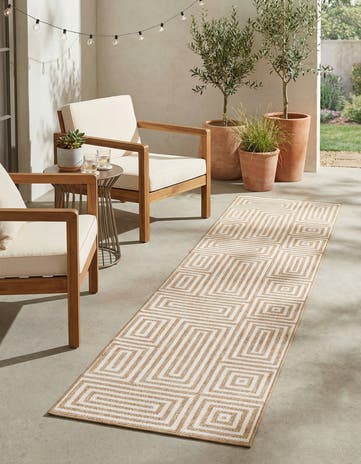 2' 7 x 12' Easy-Clean Modern Indoor / Outdoor Runner Rug