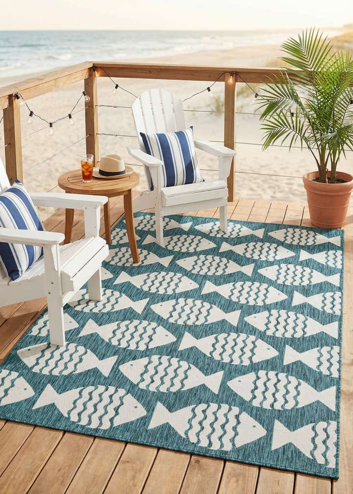 6' 1 x 9' Easy-Clean Coastal Indoor / Outdoor Rug