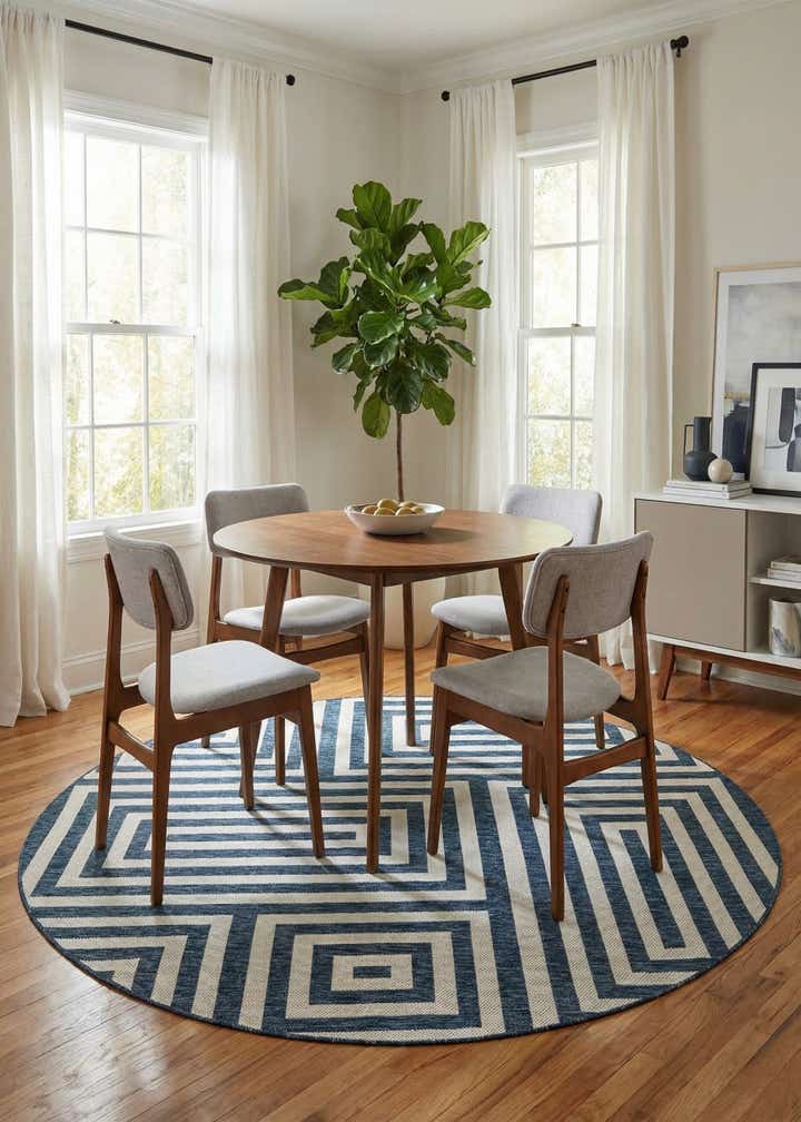10' x 10' Easy-Clean Modern Indoor / Outdoor Round Rug