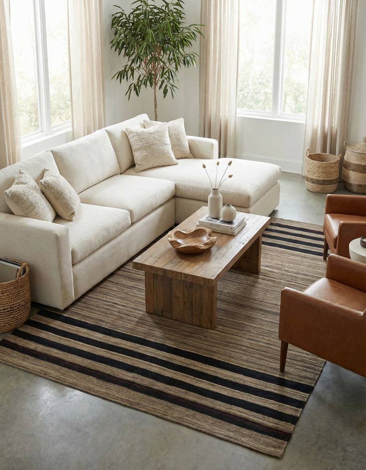 Detail image of  5' 8 x 7' 8  Hand Woven Kilim Modern Wool Rug