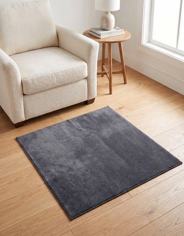 3' 3 x 3' 3 Soft Touch Cloud Square Rug