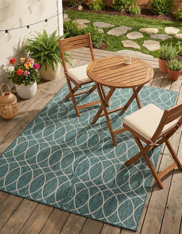 5' 3 x 7' 10 Easy-Clean Lattice Indoor / Outdoor Rug