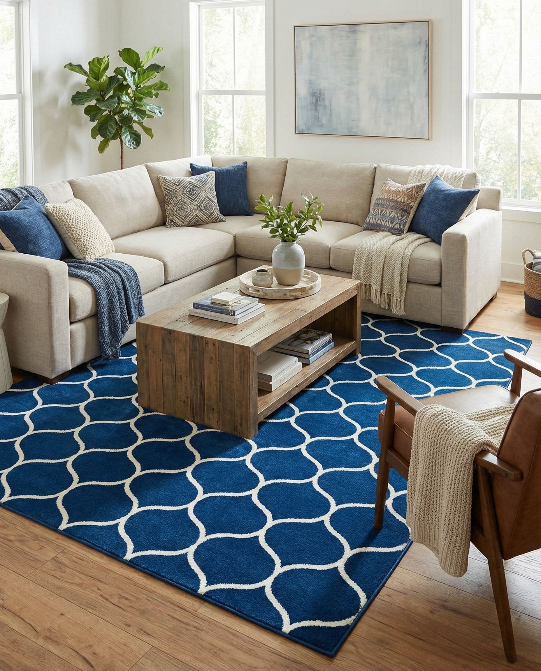  10' x 14' Lattice Frieze Rug