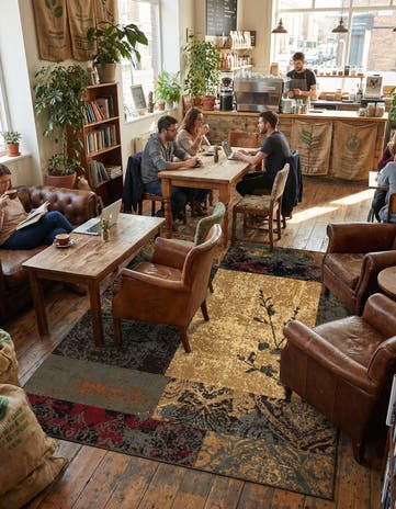 7' x 10' Cafe Rug