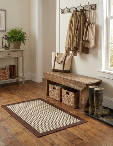 2' x 3' Easy-Clean Border Indoor / Outdoor Rug