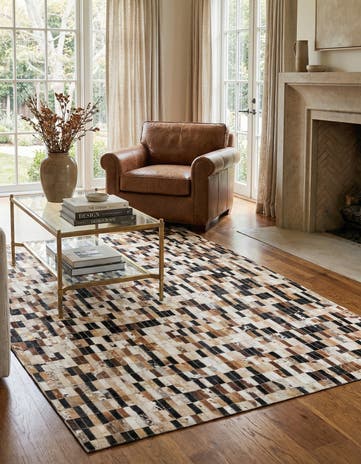5' x 7' 10 Cowhide Leather Rug