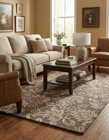 5' x 8' Agra Wool Rug