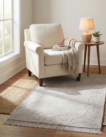 2' 7 x 4' 11 Hand Knotted Darya Wool Rug