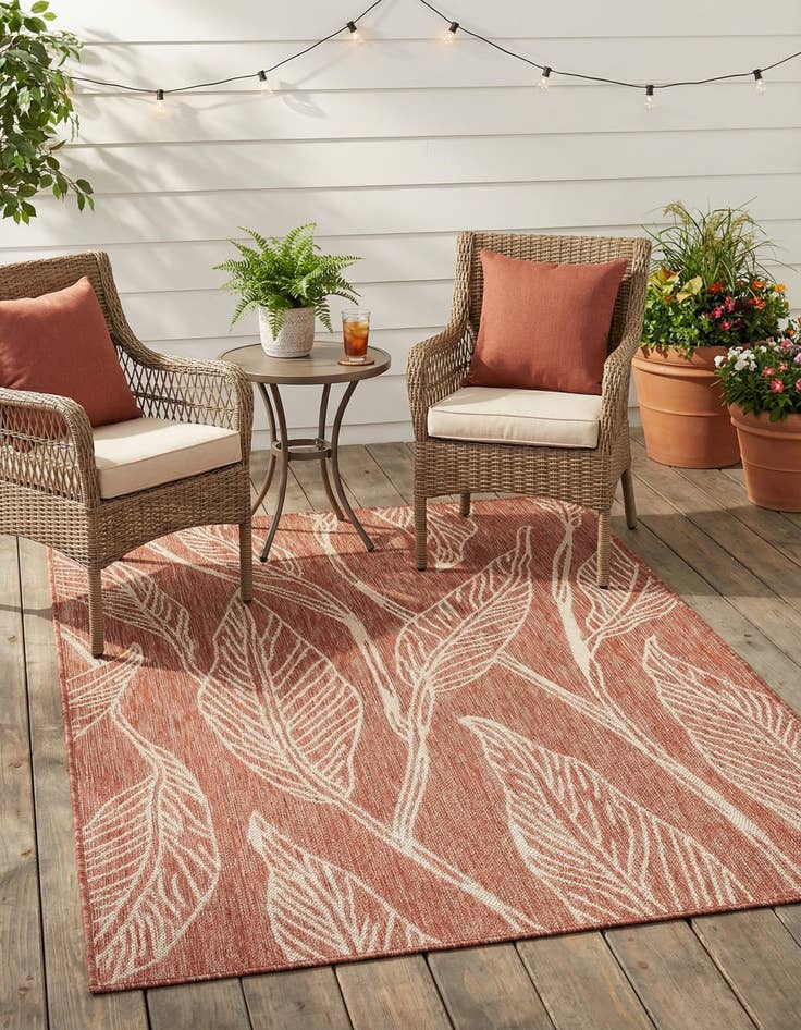 Detail image of 4' x 6' Easy-Clean Botanical Indoor / Outdoor Rug