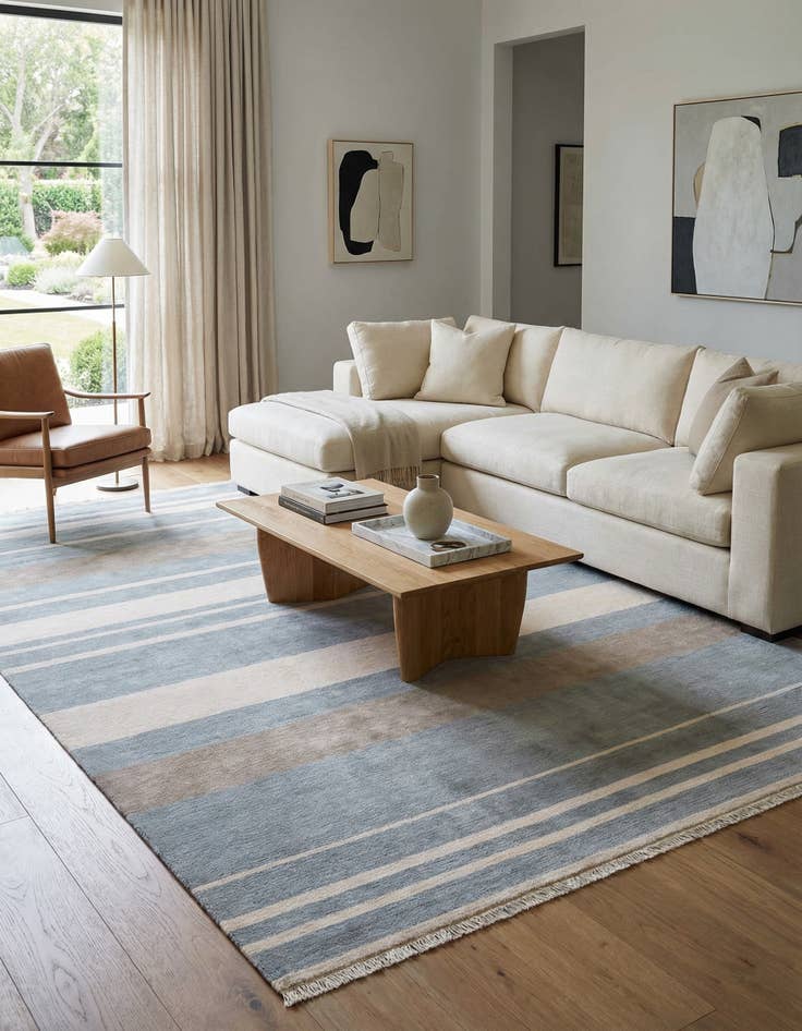 Detail image of  6' 7 x 9' 10  Hand Knotted Darya Wool Rug