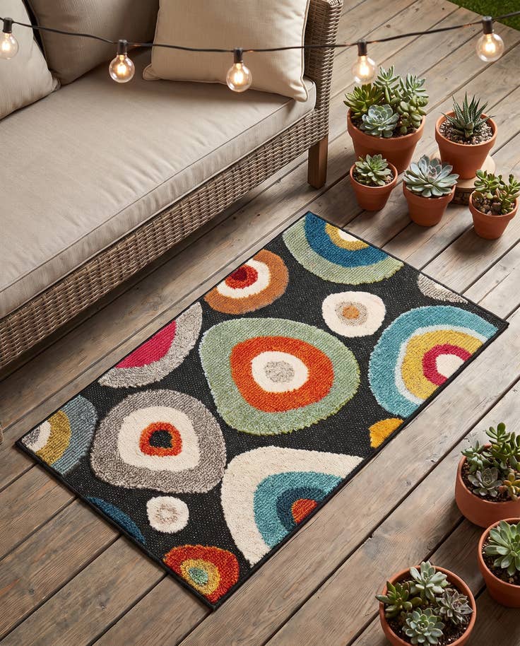 Detail image of 2' x 3' Easy-Clean Casablanca Indoor / Outdoor Rug