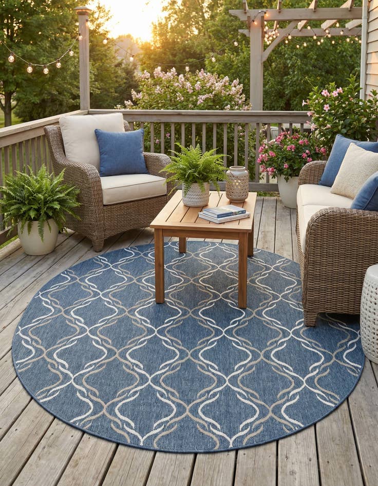 Detail image of  7' 10 x 10'  Washable Lattice Indoor / Outdoor Oval Rug