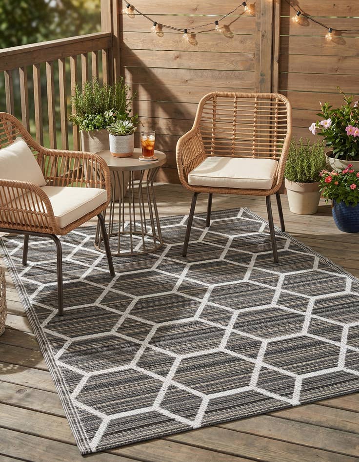 Detail image of 4' x 6'  Washable Vista Breeze Indoor / Outdoor Rug