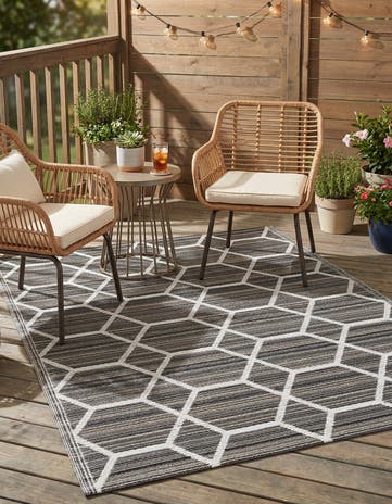4' x 6' Easy-Clean Vista Breeze Indoor / Outdoor Rug