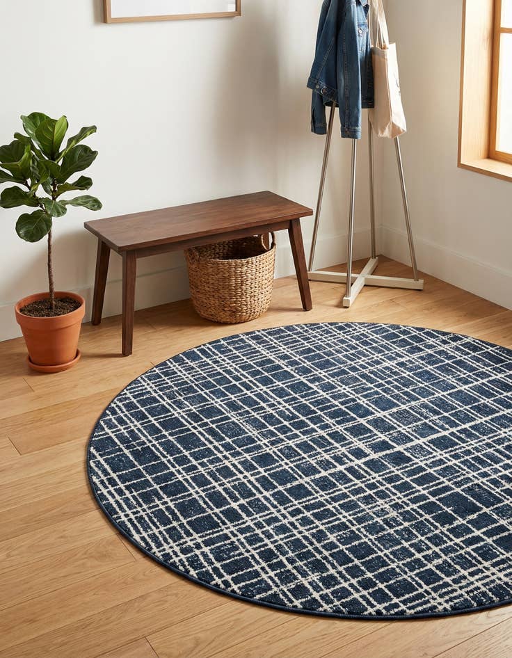 Detail image of Jill Zarin 3' 3 x 3' 3 Uptown Lexington Avenue Round Rug