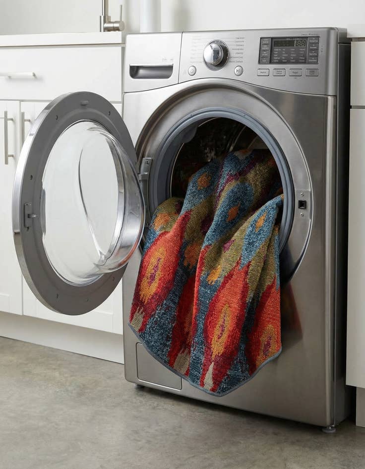 Detail image of 4' x 4'  Washable Modern Indoor / Outdoor Octagon Rug