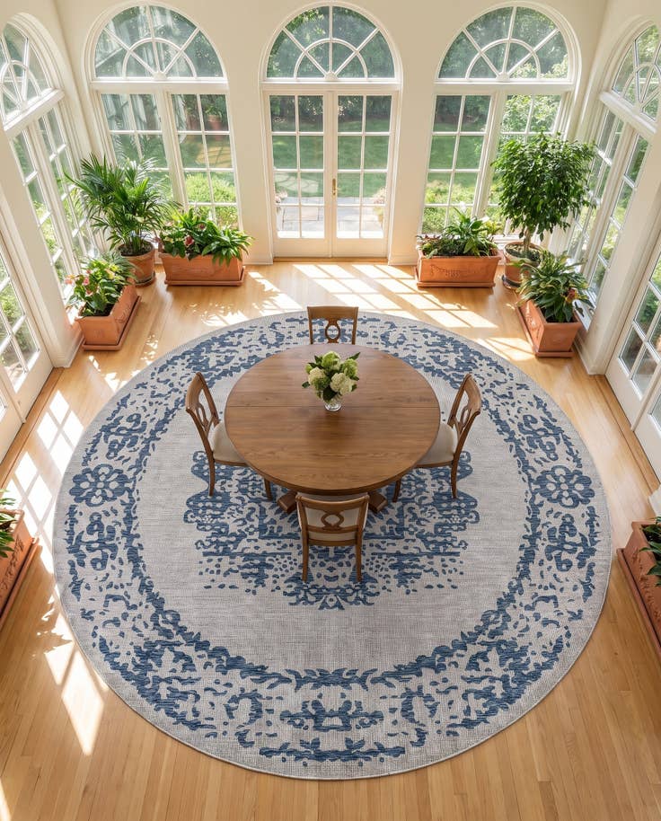 Detail image of 13' x 13' Easy-Clean Traditional Indoor / Outdoor Round Rug
